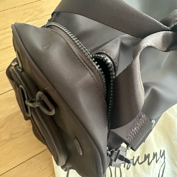 Buff Bunny Ultimate Duffel Bag - Picture 5 of 11